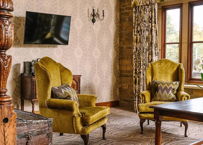 South Lodge